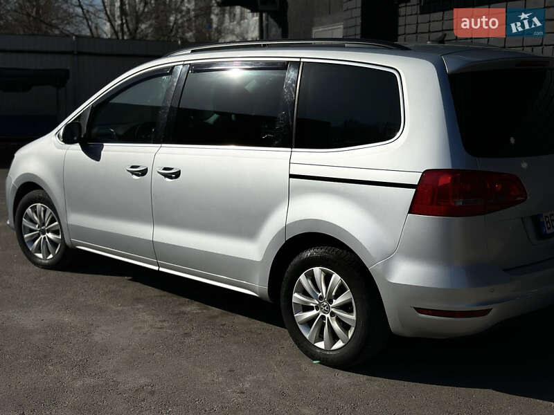 Мінівен Volkswagen Sharan 2013 в Вознесенську