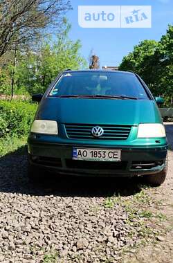 Минивэн Volkswagen Sharan 2001 в Ужгороде