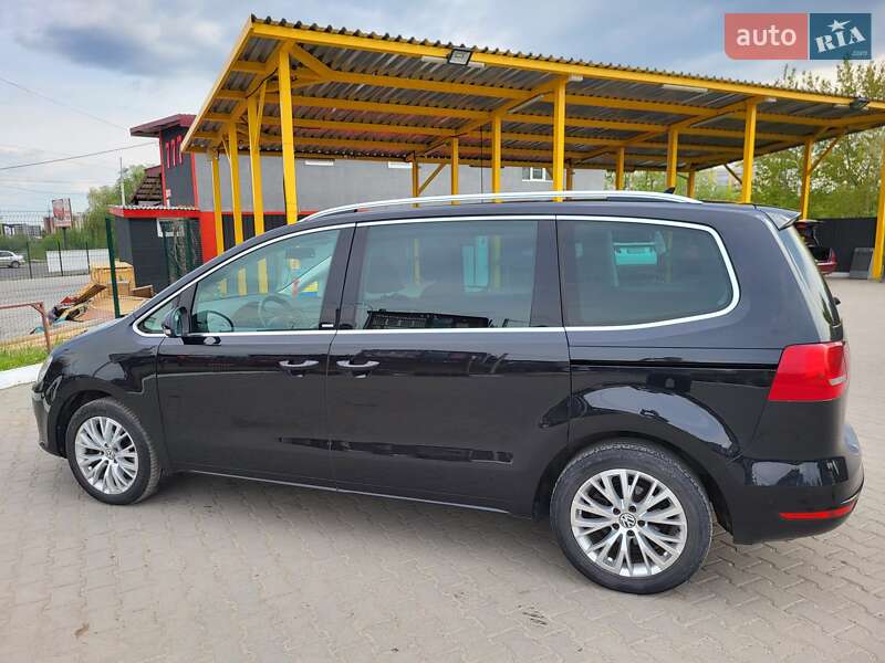 Минивэн Volkswagen Sharan 2012 в Хмельницком