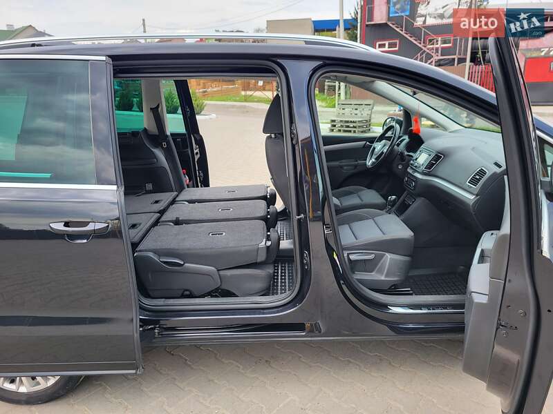 Минивэн Volkswagen Sharan 2012 в Хмельницком