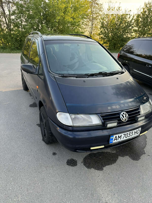 Мінівен Volkswagen Sharan 1997 в Бердичеві