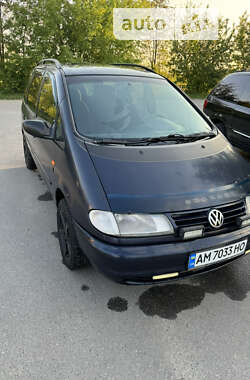 Минивэн Volkswagen Sharan 1997 в Бердичеве