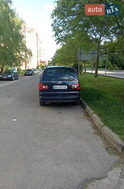 Минивэн Volkswagen Sharan 2005 в Трускавце