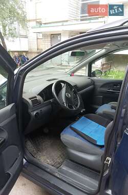 Минивэн Volkswagen Sharan 2005 в Трускавце