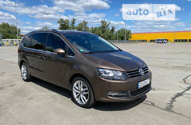 Мінівен Volkswagen Sharan 2012 в Чернівцях