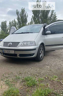 Мінівен Volkswagen Sharan 2002 в Запоріжжі