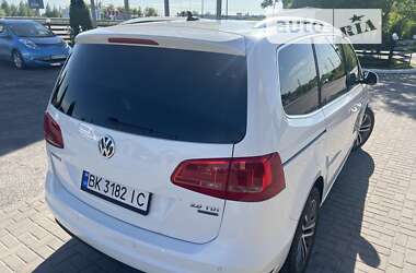 Минивэн Volkswagen Sharan 2013 в Ровно