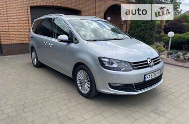 Минивэн Volkswagen Sharan 2015 в Житомире