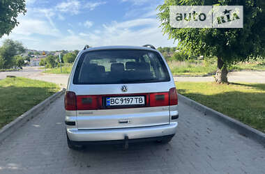 Минивэн Volkswagen Sharan 2000 в Сокале