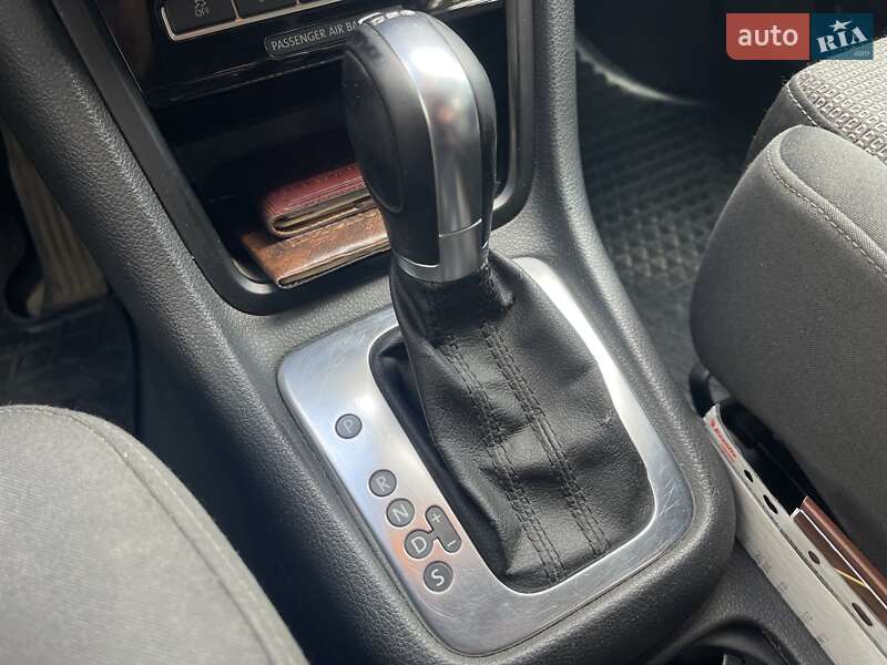 Мінівен Volkswagen Sharan 2011 в Києві