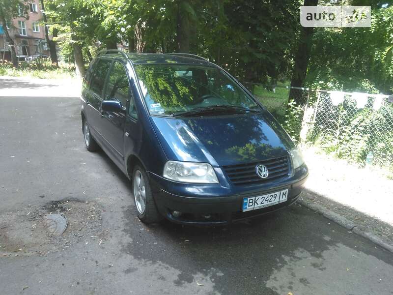 Мінівен Volkswagen Sharan 2001 в Рівному