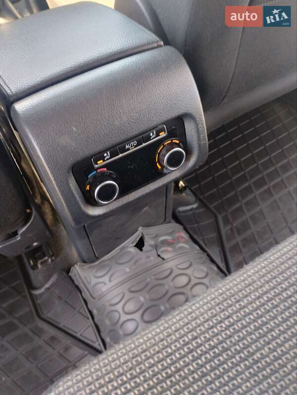 Мінівен Volkswagen Sharan 2012 в Луцьку