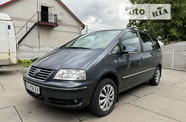 Минивэн Volkswagen Sharan 2007 в Боянах