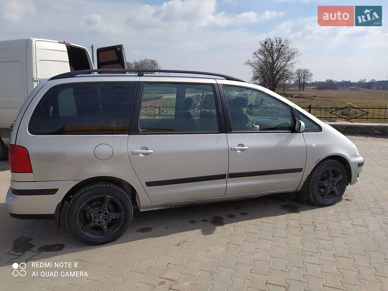 Минивэн Volkswagen Sharan 2002 в Хмельницком