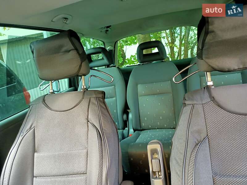 Минивэн Volkswagen Sharan 2007 в Ужгороде