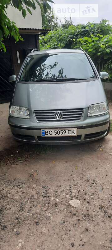 Минивэн Volkswagen Sharan 2004 в Тернополе