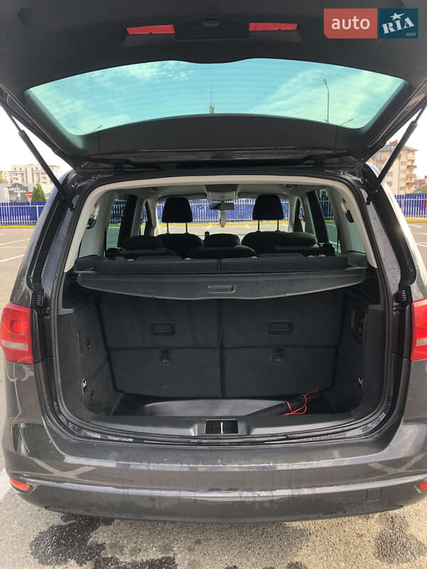 Минивэн Volkswagen Sharan 2012 в Ужгороде