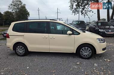 Минивэн Volkswagen Sharan 2013 в Ровно