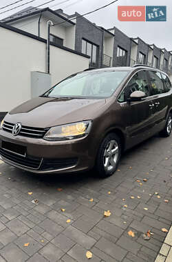 Мінівен Volkswagen Sharan 2011 в Чернівцях