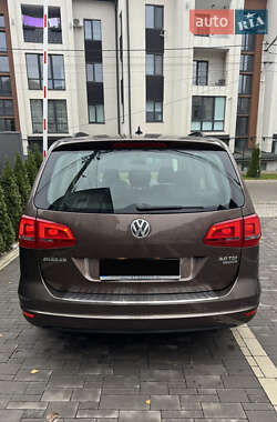 Минивэн Volkswagen Sharan 2011 в Черновцах