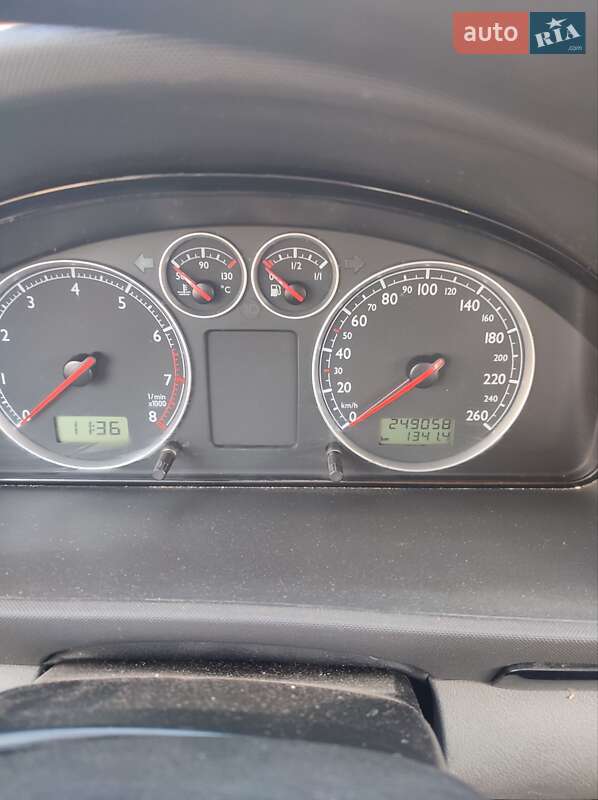 Мінівен Volkswagen Sharan 2001 в Івано-Франківську