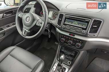 Минивэн Volkswagen Sharan 2013 в Ровно