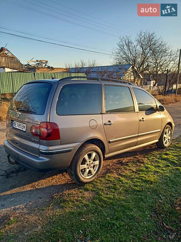 Минивэн Volkswagen Sharan 2008 в Березнеговатом
