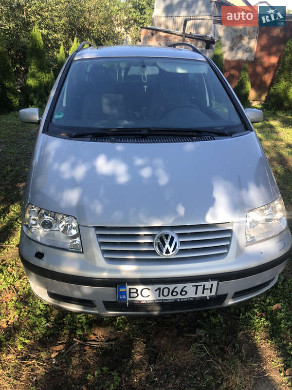 Мінівен Volkswagen Sharan 2002 в Самборі
