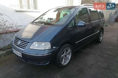 Минивэн Volkswagen Sharan 2004 в 