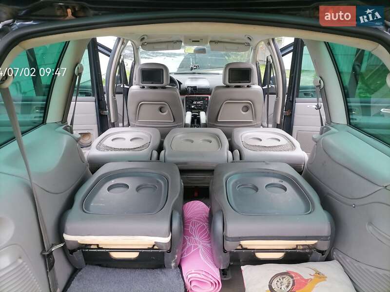 Мінівен Volkswagen Sharan 2004 в Дубні