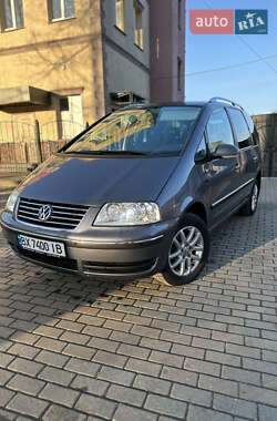 Минивэн Volkswagen Sharan 2009 в Хмельницком