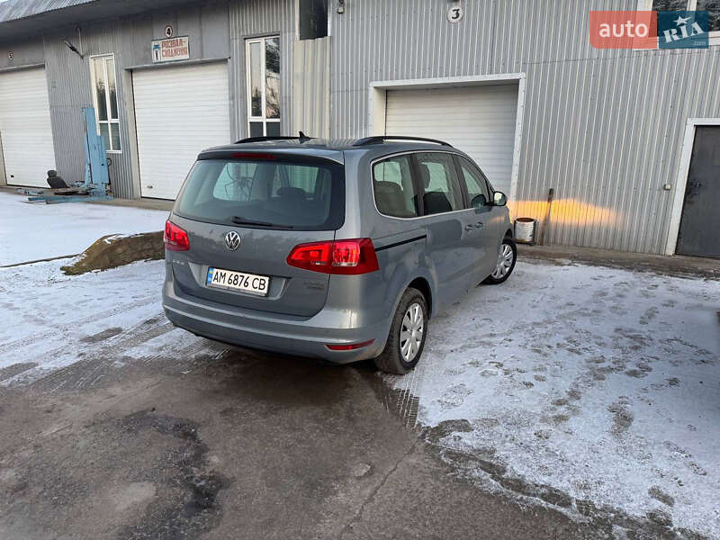 Мінівен Volkswagen Sharan 2014 в Радомишлі