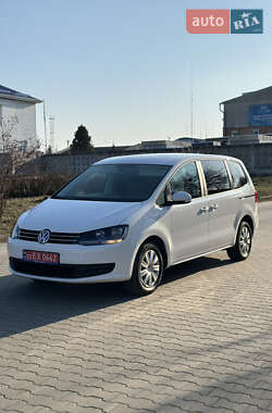Минивэн Volkswagen Sharan 2013 в Луцке