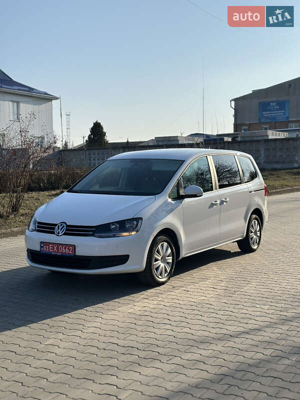 Мінівен Volkswagen Sharan 2013 в Луцьку