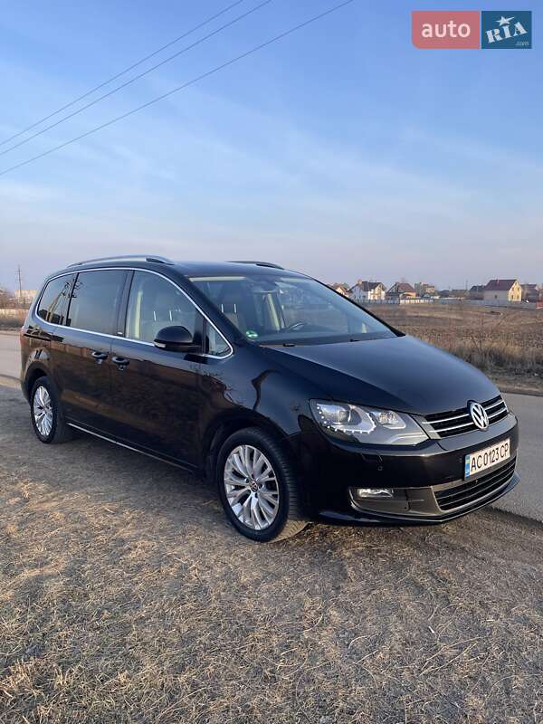 Минивэн Volkswagen Sharan 2011 в Луцке