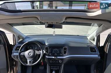 Минивэн Volkswagen Sharan 2011 в Хмельницком