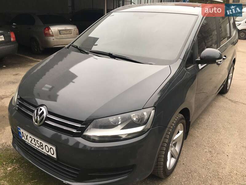 Мінівен Volkswagen Sharan 2010 в Харкові
