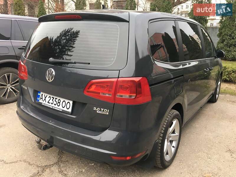 Мінівен Volkswagen Sharan 2010 в Харкові