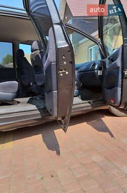 Минивэн Volkswagen Sharan 1996 в 