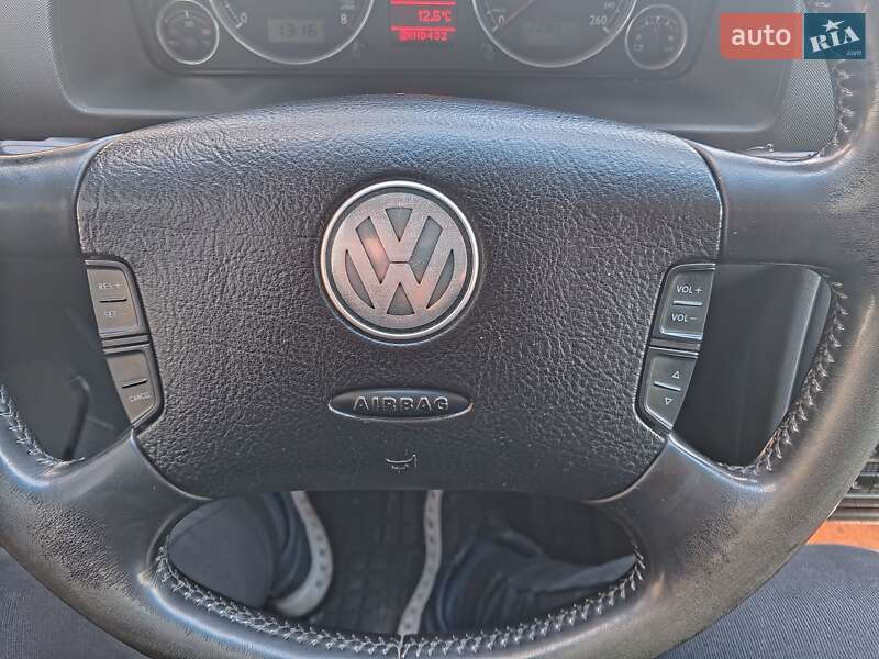 Минивэн Volkswagen Sharan 2005 в Житомире
