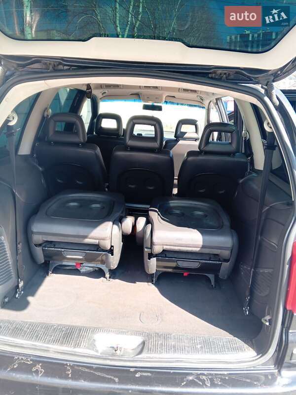 Минивэн Volkswagen Sharan 2005 в Житомире