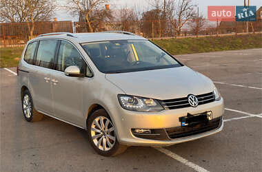 Минивэн Volkswagen Sharan 2012 в Луцке