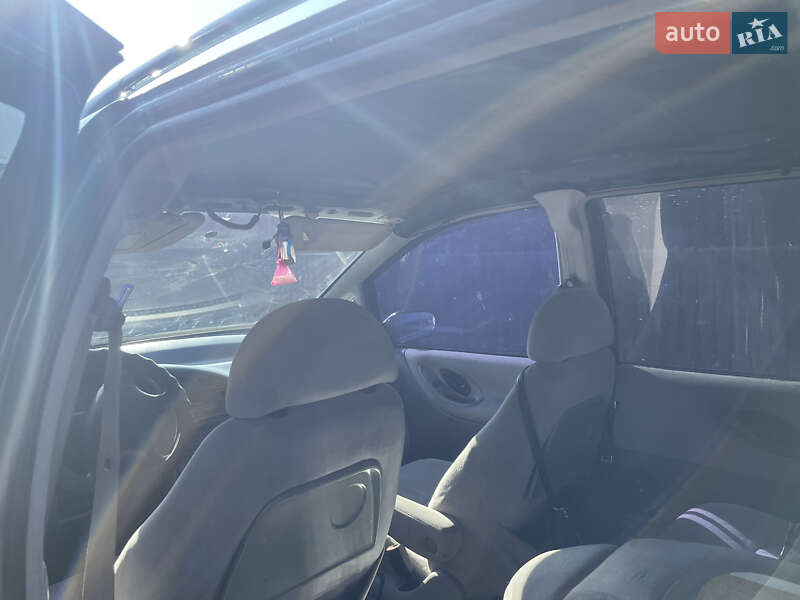 Мінівен Volkswagen Sharan 1998 в Володимирі