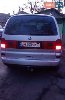 Минивэн Volkswagen Sharan 2000 в 