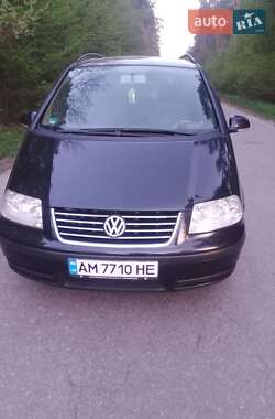 Минивэн Volkswagen Sharan 2006 в Житомире