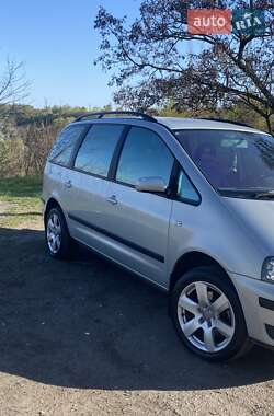 Минивэн Volkswagen Sharan 2003 в 