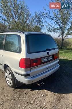 Минивэн Volkswagen Sharan 2003 в 