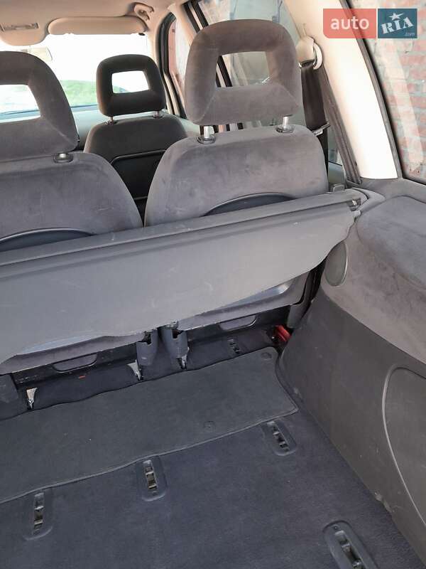 Минивэн Volkswagen Sharan 2003 в Чугуеве