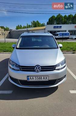 Мінівен Volkswagen Sharan 2013 в Києві