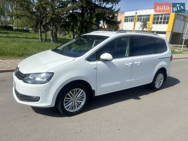 Мінівен Volkswagen Sharan 2015 в Ковелі